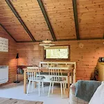 2 Bedroom Amazing In Сasa de vacaciones