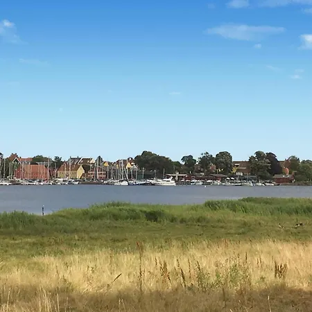 Feriehus 2 Bedroom Amazing In