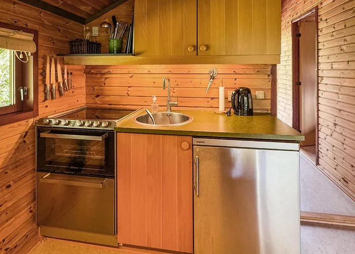 2 Bedroom Amazing In Ferienhaus *