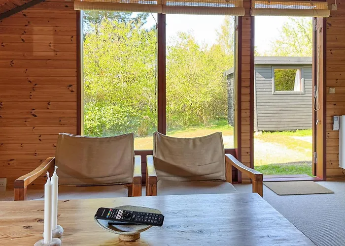 Ferienhaus 2 Bedroom Amazing In *