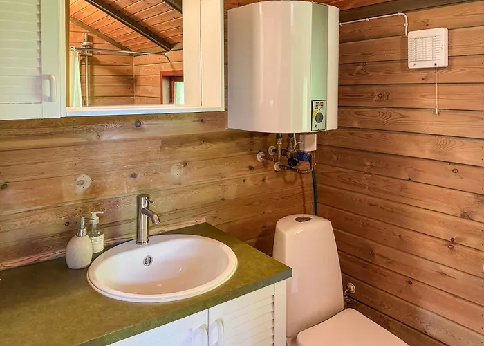 Ferienhaus 2 Bedroom Amazing In *